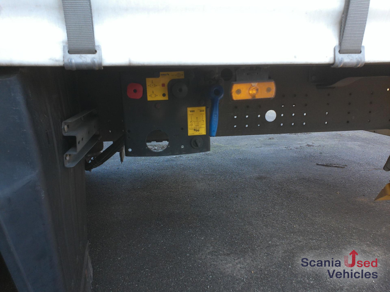 SCHMITZ Mega/verbreit.-3.50m/Doppellift /Edscha - סמיטריילר עם וילונות צד: תמונה 3 SCHMITZ Mega/verbreit.-3.50m/Doppellift /Edscha - סמיטריילר עם וילונות צד: תמונה 3