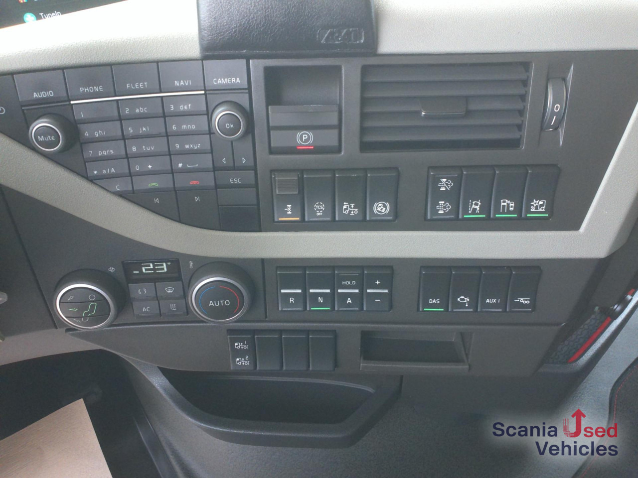 VOLVO FH 13.500 Top Zustand! - יחידת טרקטור: תמונה 3 VOLVO FH 13.500 Top Zustand! - יחידת טרקטור: תמונה 3
