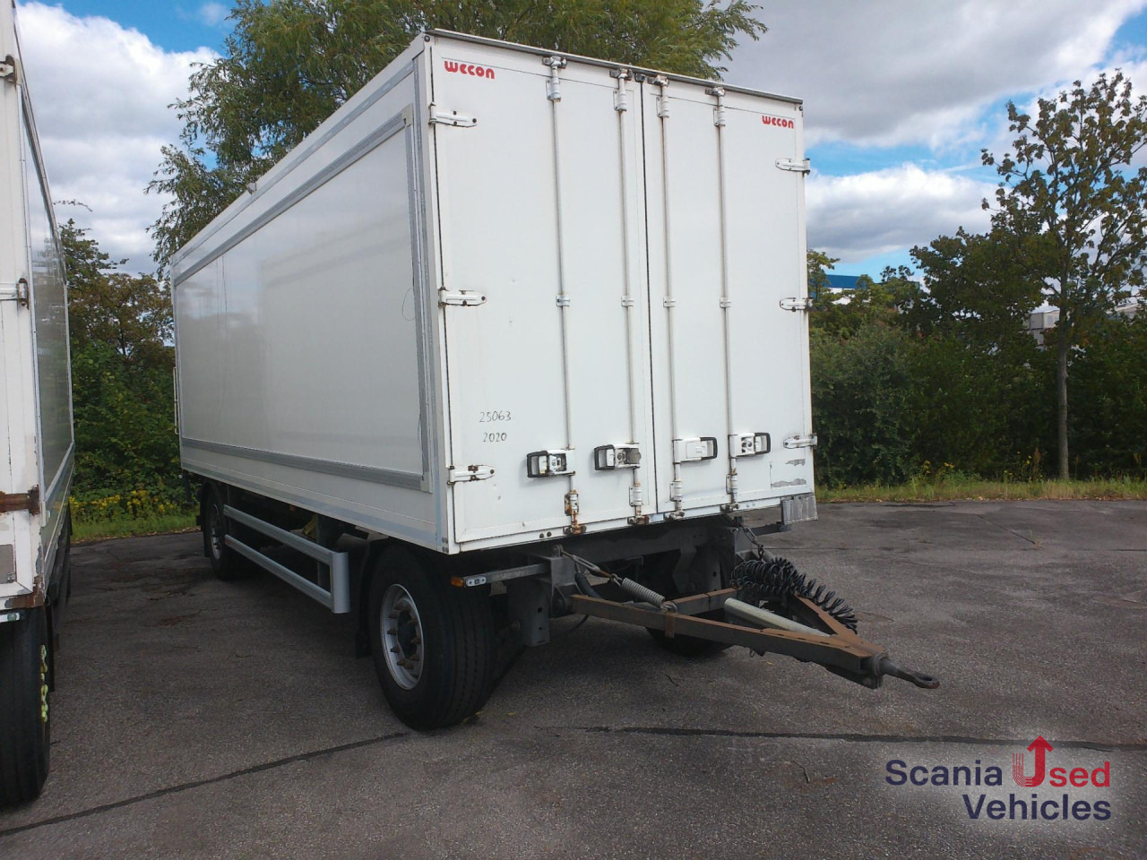 WECON Durchlader mit LBW Palfinger/MBB 2,0T - קרון נגרר בתיבה סגורה: תמונה 1 WECON Durchlader mit LBW Palfinger/MBB 2,0T - קרון נגרר בתיבה סגורה: תמונה 1