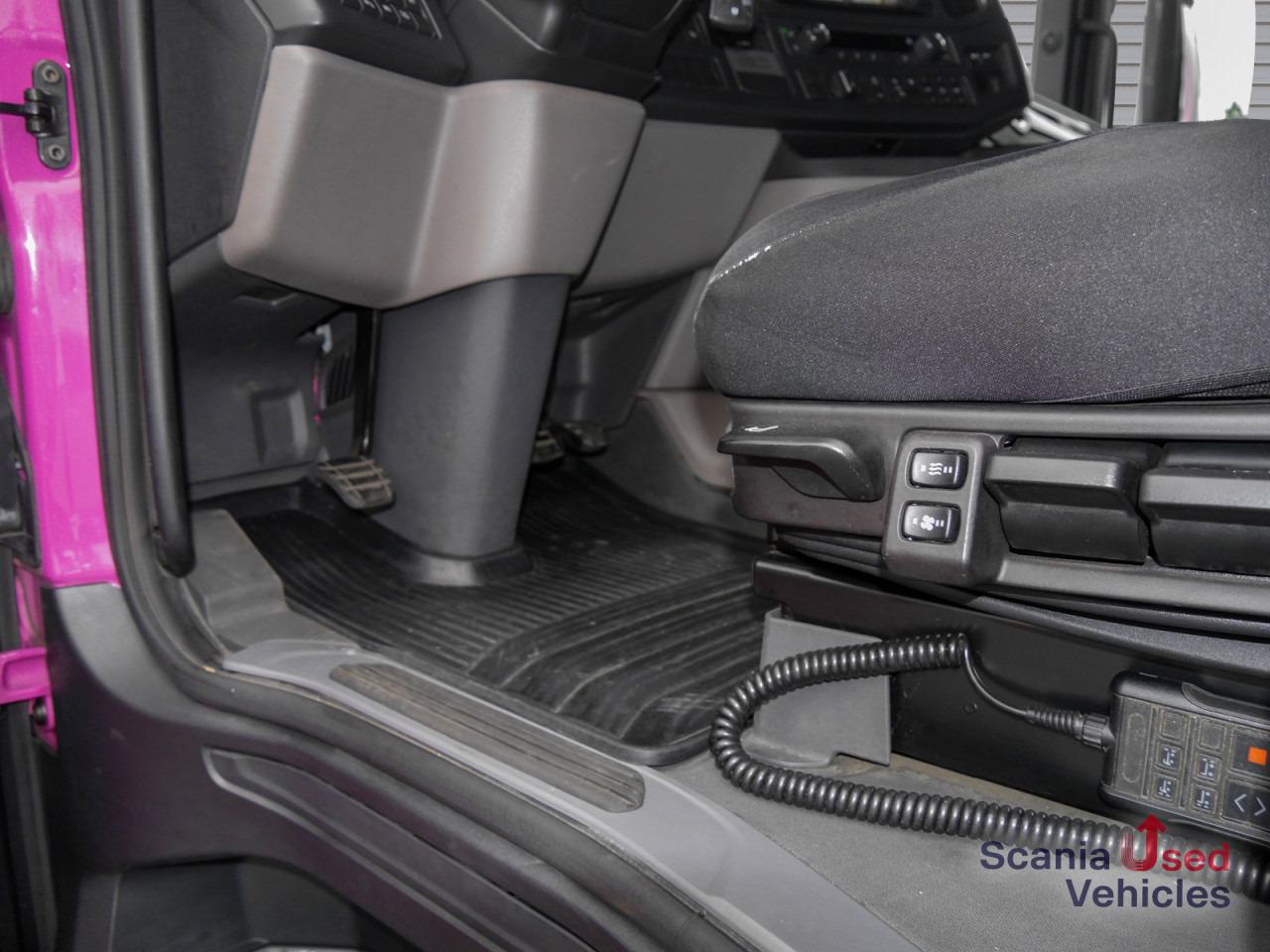 SCANIA R 410 B6x2*4NB - Pritsche / Plane / LBW - - משאית וילונות צד: תמונה 5 SCANIA R 410 B6x2*4NB - Pritsche / Plane / LBW - - משאית וילונות צד: תמונה 5