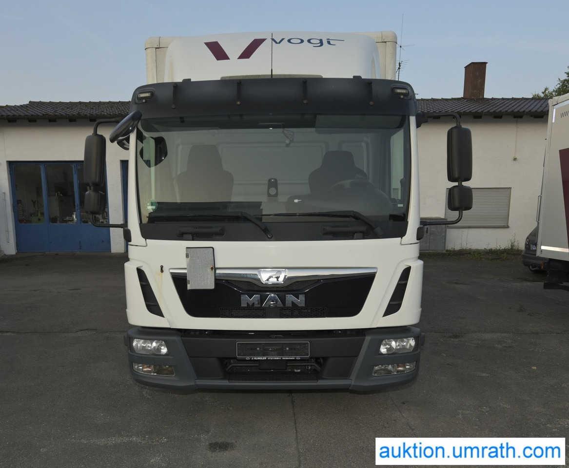 MAN (V182) TGL 12.250 4x2 L/BL Koffer Ladebordwand Klimaautomatik NAVI Luftfederung Automatikgetriebe EURO 6 - משאית תיבה: תמונה 2 MAN (V182) TGL 12.250 4x2 L/BL Koffer Ladebordwand Klimaautomatik NAVI Luftfederung Automatikgetriebe EURO 6 - משאית תיבה: תמונה 2