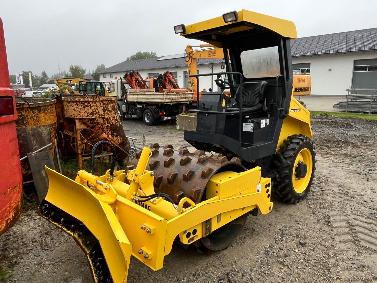 BOMAG Walzenzug BW 124 PDH-4 Planierschild 100 Bstd. - מדחס: תמונה 2 BOMAG Walzenzug BW 124 PDH-4 Planierschild 100 Bstd. - מדחס: תמונה 2
