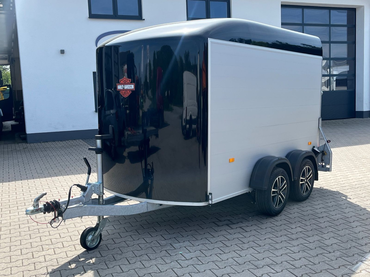 Cheval Liberte C7 2000KG Motorradanhänger Kofferanhänger - נגרר לאופנוע: תמונה 1 Cheval Liberte C7 2000KG Motorradanhänger Kofferanhänger - נגרר לאופנוע: תמונה 1