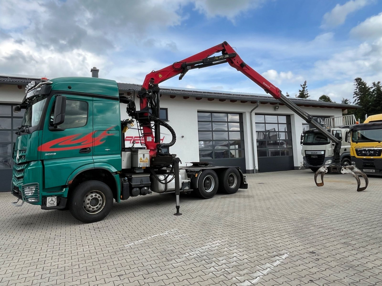 Mercedes-Benz Arocs 2663 6x4 mit Epsilon S260Z Langholzkran - יחידת טרקטור: תמונה 1 Mercedes-Benz Arocs 2663 6x4 mit Epsilon S260Z Langholzkran - יחידת טרקטור: תמונה 1