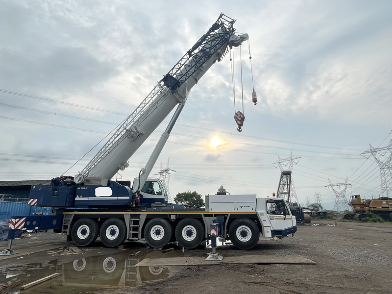 Faun ATF 220G-5 - עגורן נייד: תמונה 2 Faun ATF 220G-5 - עגורן נייד: תמונה 2