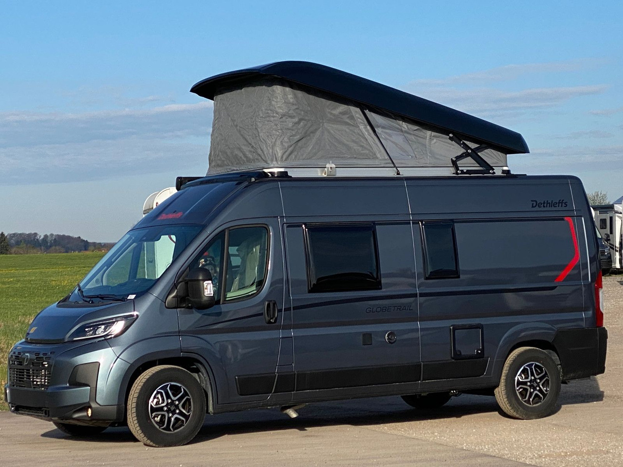 Dethleffs Globetrail 600 DK *2025*Automatik,Aufstelldach - מוטורהום: תמונה 2 Dethleffs Globetrail 600 DK *2025*Automatik,Aufstelldach - מוטורהום: תמונה 2