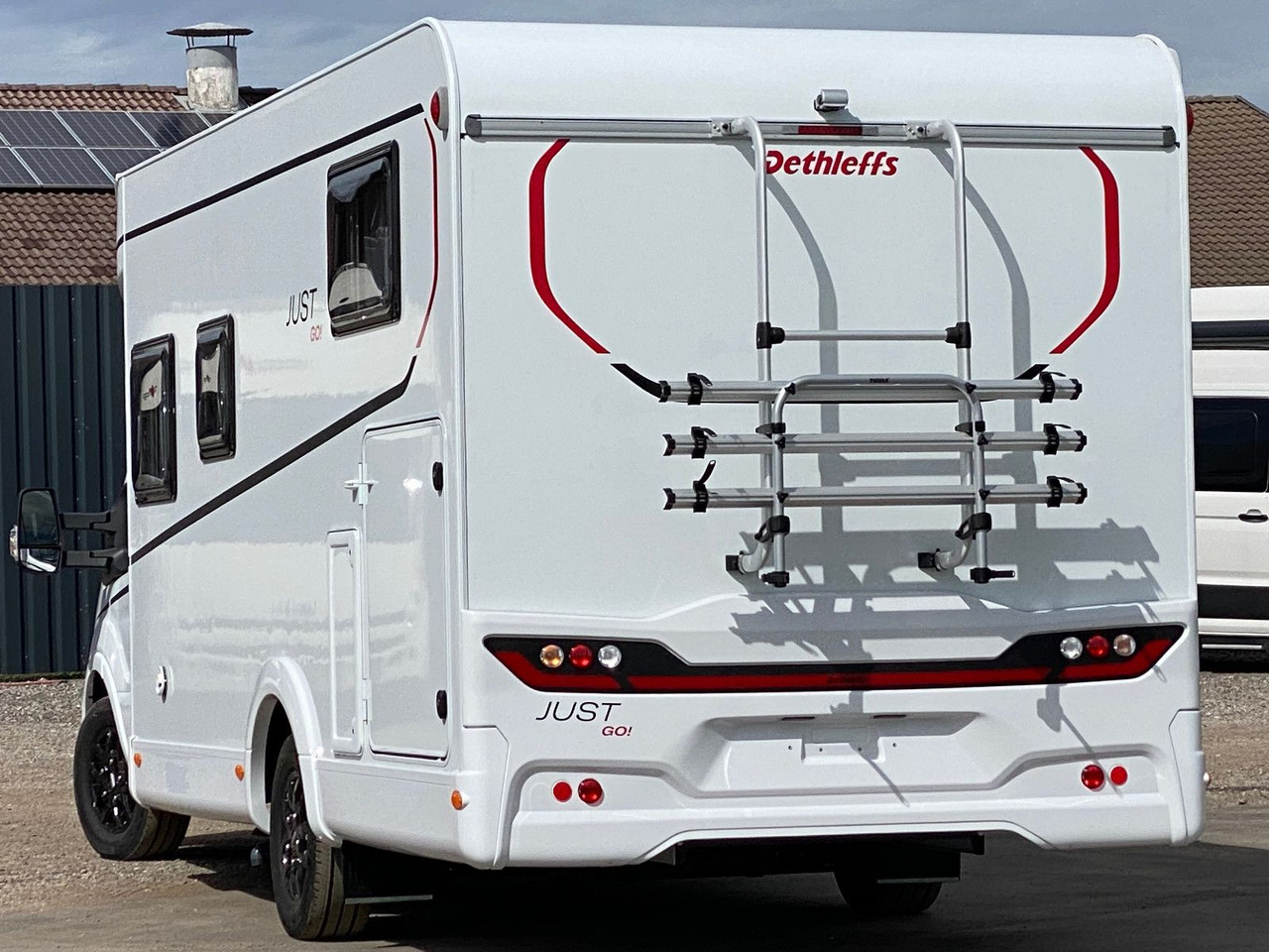 Dethleffs Just Go T 7055 EB, Hubbett, Markise, Navi+RFK - רכב ממונע חצי-משולב: תמונה 5 Dethleffs Just Go T 7055 EB, Hubbett, Markise, Navi+RFK - רכב ממונע חצי-משולב: תמונה 5