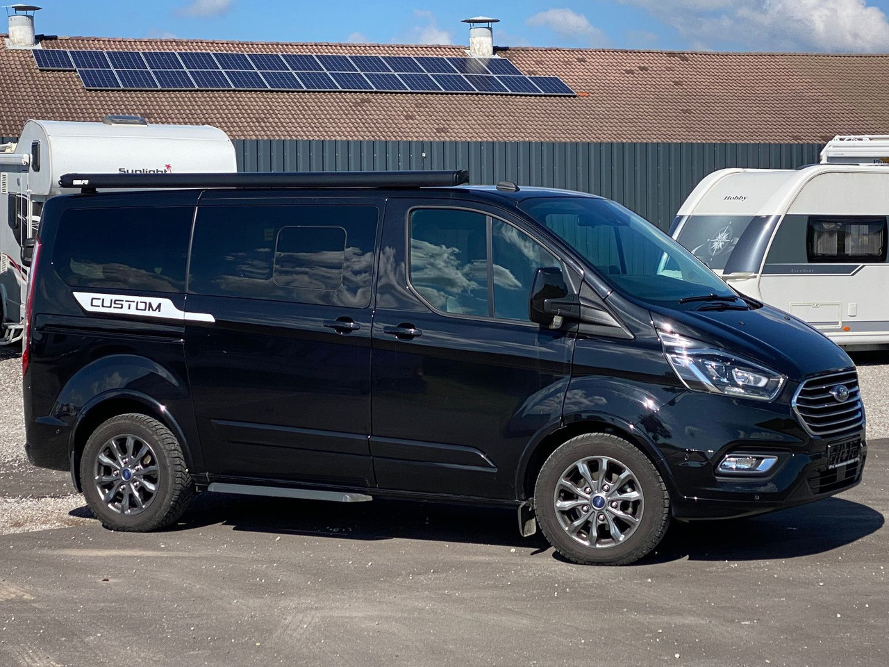Ford Transit/Tourneo Custom Kombi 320 L1 Titanium X - כלי רכב מסחרי לנוסעים: תמונה 2 Ford Transit/Tourneo Custom Kombi 320 L1 Titanium X - כלי רכב מסחרי לנוסעים: תמונה 2
