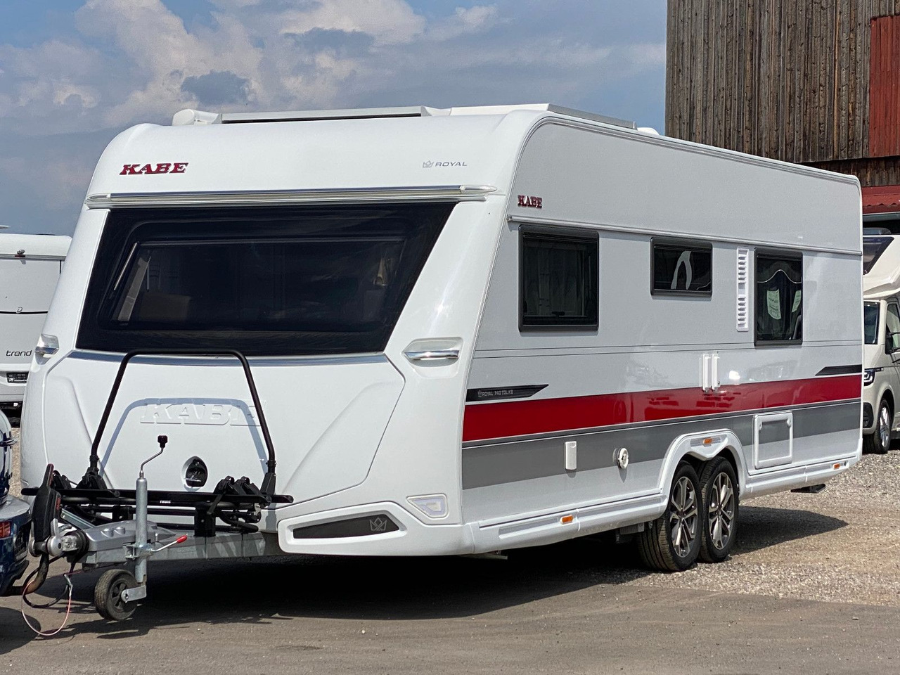 Kabe Royal 740 TDL KS, Voll Ausstattung, Hubstützen - קרוואן נגרר: תמונה 3 Kabe Royal 740 TDL KS, Voll Ausstattung, Hubstützen - קרוואן נגרר: תמונה 3