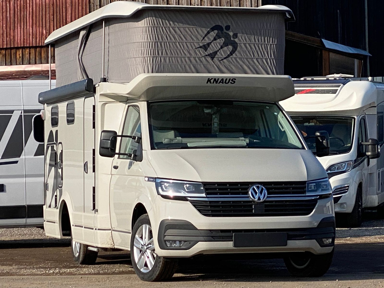 Knaus Tourer CUV 500 MQ CUVISION ohne Slide Bett - רכב ממונע חצי-משולב: תמונה 1 Knaus Tourer CUV 500 MQ CUVISION ohne Slide Bett - רכב ממונע חצי-משולב: תמונה 1