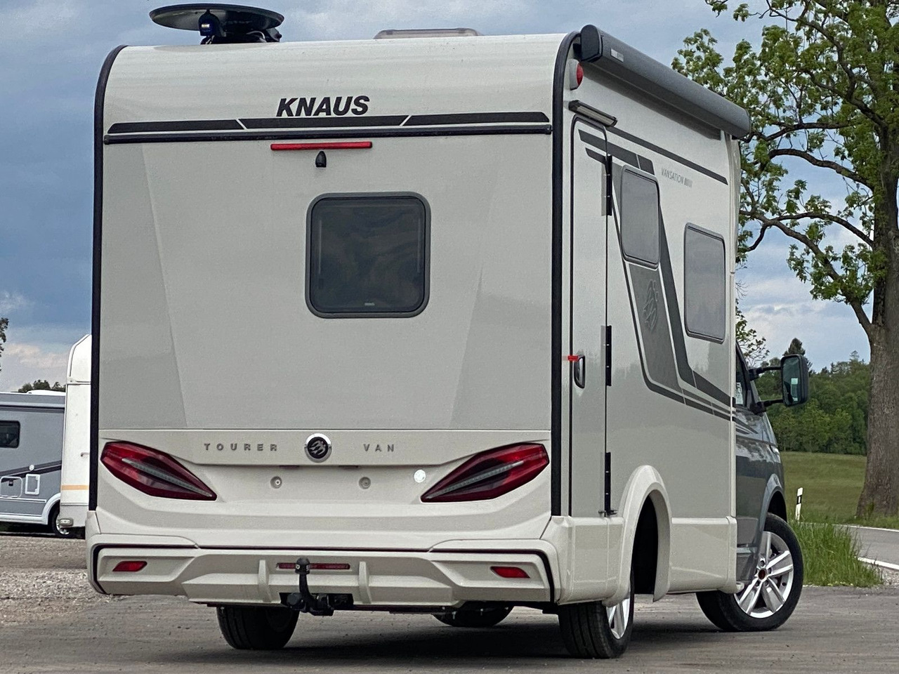 Knaus Tourer Van 500 LT, slide Bett, 4 P. Zulassung - רכב ממונע חצי-משולב: תמונה 5 Knaus Tourer Van 500 LT, slide Bett, 4 P. Zulassung - רכב ממונע חצי-משולב: תמונה 5