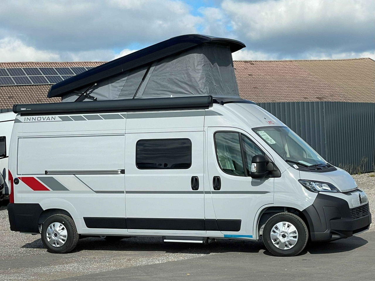 LMC INNOVAN 600 ,ASD, Aufstelldach,26 Modell, - מוטורהום: תמונה 2 LMC INNOVAN 600 ,ASD, Aufstelldach,26 Modell, - מוטורהום: תמונה 2