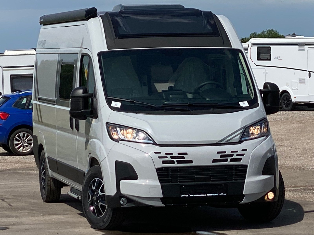 LMC INNOVAN 600 ,Dieselheizung,Modell 25,Automatik - מוטורהום: תמונה 1 LMC INNOVAN 600 ,Dieselheizung,Modell 25,Automatik - מוטורהום: תמונה 1