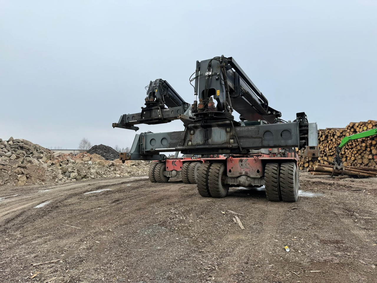 KALMAR DRF420-60S5 BJ: 2007 BStd: 32773h - מפעיל מכולות: תמונה 2 KALMAR DRF420-60S5 BJ: 2007 BStd: 32773h - מפעיל מכולות: תמונה 2