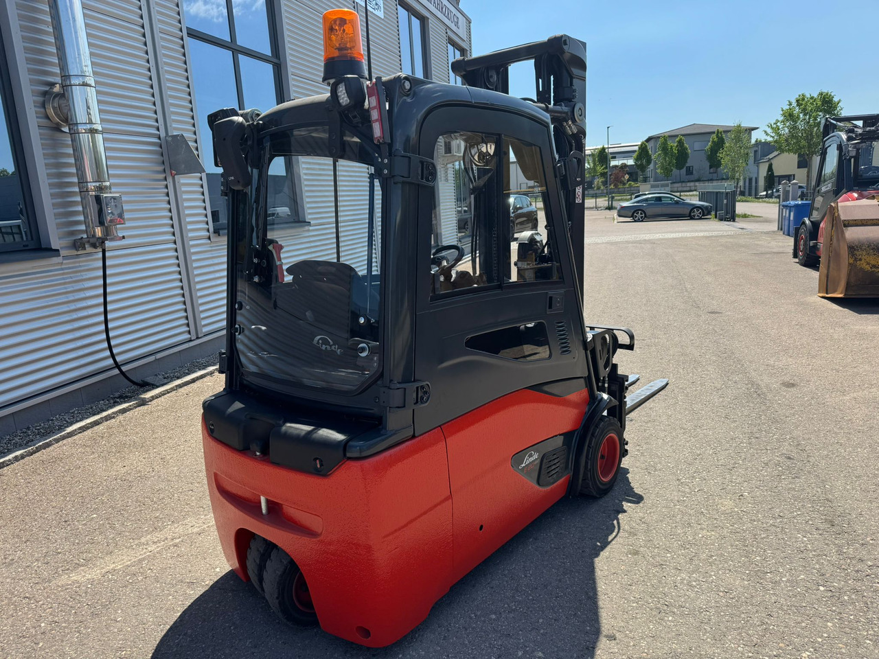 Linde E20L-02 Triplex Elektro Zinkenverstellgerät - מלגזה חשמלית: תמונה 3 Linde E20L-02 Triplex Elektro Zinkenverstellgerät - מלגזה חשמלית: תמונה 3