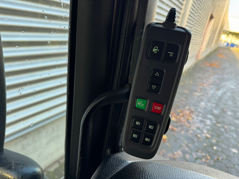 יחידת טרקטור Scania R580 / V8 / 6X4 / HighLine / Retarder / NL Truck: תמונה 17 יחידת טרקטור Scania R580 / V8 / 6X4 / HighLine / Retarder / NL Truck: תמונה 17