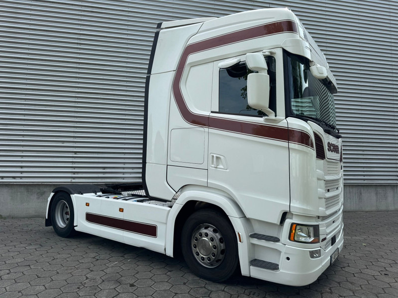 Scania S450 / Retarder / Full Air / Night Klima / 2 Tanks / TUV: 3-2026 / Belgium Truck - יחידת טרקטור: תמונה 2 Scania S450 / Retarder / Full Air / Night Klima / 2 Tanks / TUV: 3-2026 / Belgium Truck - יחידת טרקטור: תמונה 2