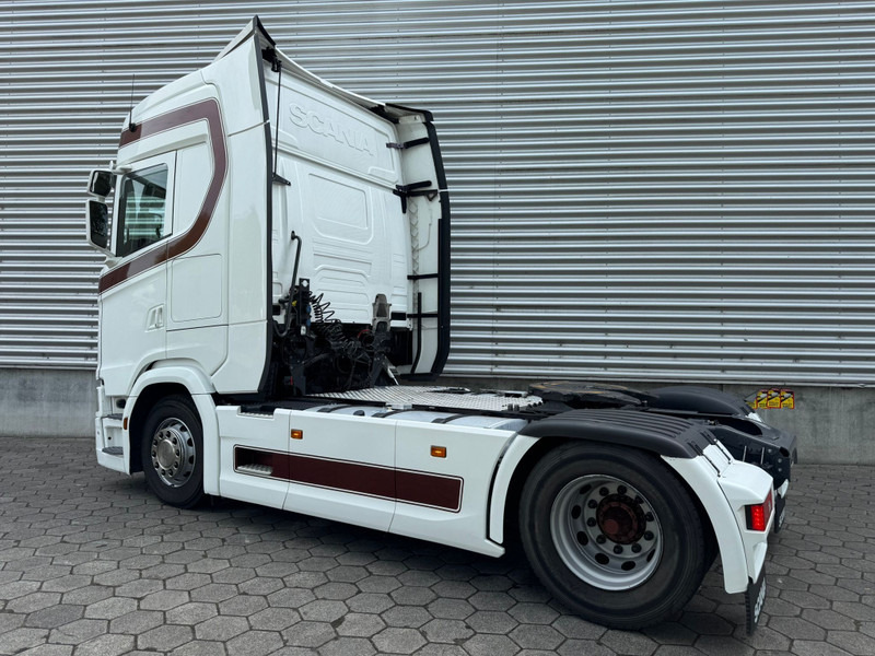 Scania S450 / Retarder / Full Air / Night Klima / 2 Tanks / TUV: 3-2026 / Belgium Truck - יחידת טרקטור: תמונה 3 Scania S450 / Retarder / Full Air / Night Klima / 2 Tanks / TUV: 3-2026 / Belgium Truck - יחידת טרקטור: תמונה 3