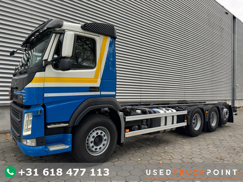 Volvo FM 410 / 8X4 / I-Shift / ADR / Tridem / TUV: 6-2026 / NL Truck - משאית עם שלדת תא: תמונה 1 Volvo FM 410 / 8X4 / I-Shift / ADR / Tridem / TUV: 6-2026 / NL Truck - משאית עם שלדת תא: תמונה 1