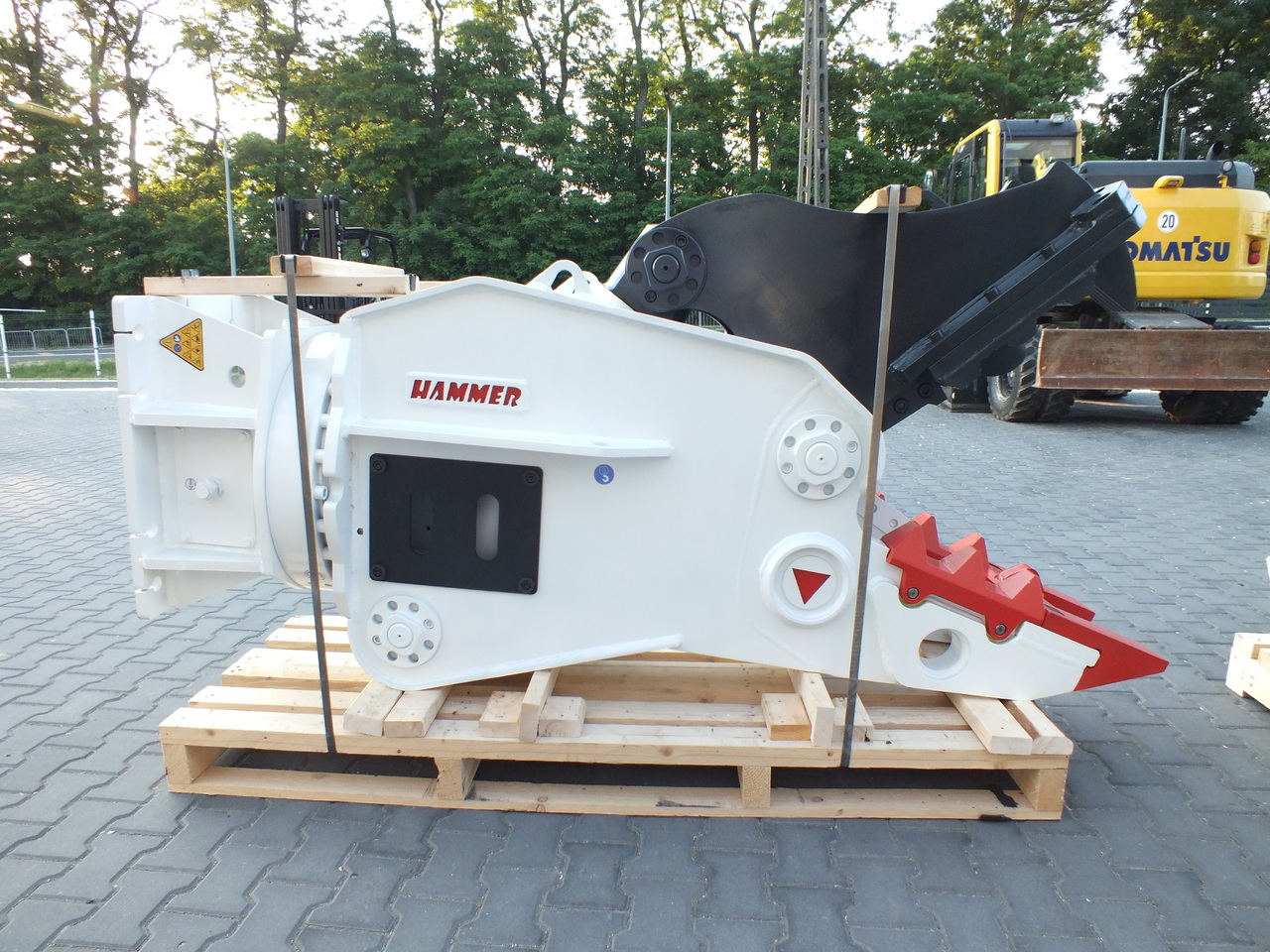 DEMOQ DRK 21 Hydraulic Rotating Pulveriser Crusher 2000 KG - מזמרת הריסה עבור מחפר: תמונה 2 DEMOQ DRK 21 Hydraulic Rotating Pulveriser Crusher 2000 KG - מזמרת הריסה עבור מחפר: תמונה 2