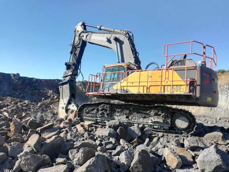 VTN VF23 Hydraulic Fixed Pulveriser Crusher 2400 kg - מזמרת הריסה עבור מחפר: תמונה 2 VTN VF23 Hydraulic Fixed Pulveriser Crusher 2400 kg - מזמרת הריסה עבור מחפר: תמונה 2