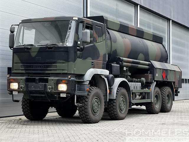 Iveco 340E42 8x8 - משאית מכל: תמונה 1 Iveco 340E42 8x8 - משאית מכל: תמונה 1