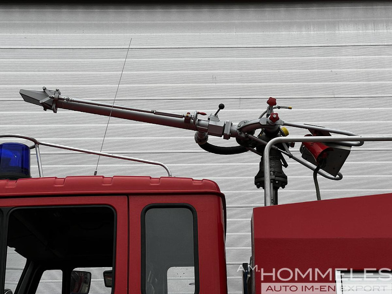 Mercedes-Benz 1831 AK 4x4 - משאית אש: תמונה 5 Mercedes-Benz 1831 AK 4x4 - משאית אש: תמונה 5