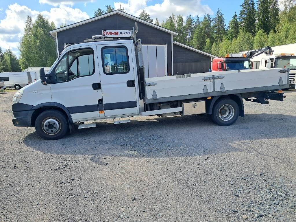 Iveco Daily 70 C17 Doppel 3.0 - משאית צד נופל/ שטוחה: תמונה 2 Iveco Daily 70 C17 Doppel 3.0 - משאית צד נופל/ שטוחה: תמונה 2
