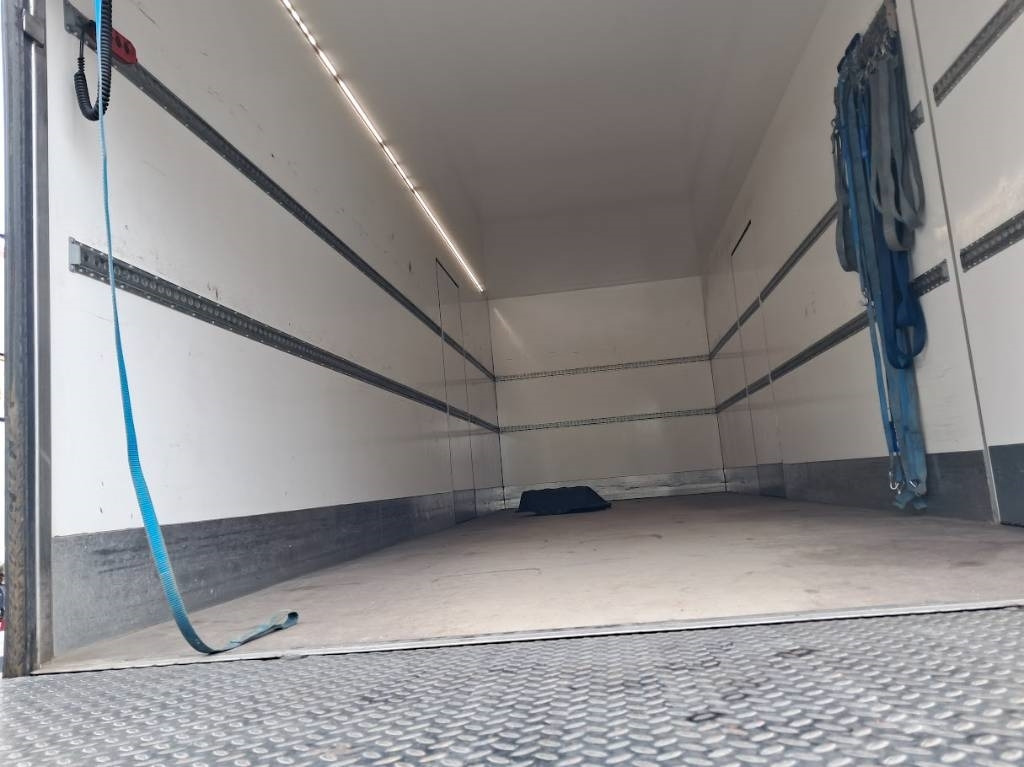 משאית תיבה MAN TGM 15.250: תמונה 14