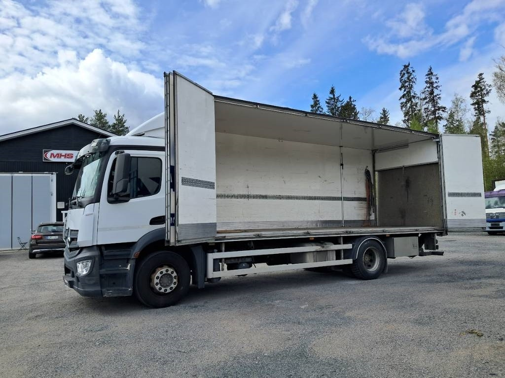 Mercedes-Benz Antos 1824L - משאית תיבה: תמונה 1 Mercedes-Benz Antos 1824L - משאית תיבה: תמונה 1