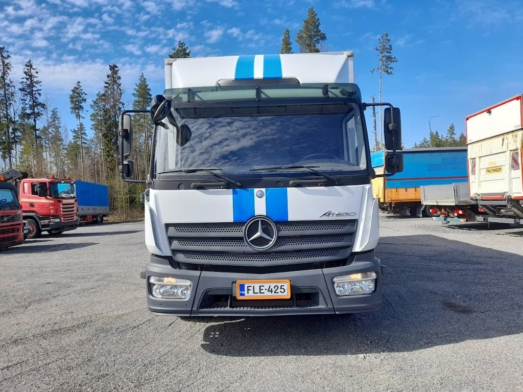 Mercedes-Benz Atego 918 Euro 6 - משאית קירור: תמונה 3 Mercedes-Benz Atego 918 Euro 6 - משאית קירור: תמונה 3