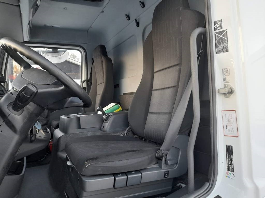 Mercedes-Benz Atego 918 - משאית קירור: תמונה 2 Mercedes-Benz Atego 918 - משאית קירור: תמונה 2