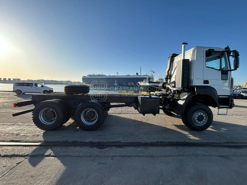 ASTRA HD9 6x6 CHASSIS - Barcelona Stock - משאית עם שלדת תא: תמונה 4 ASTRA HD9 6x6 CHASSIS - Barcelona Stock - משאית עם שלדת תא: תמונה 4