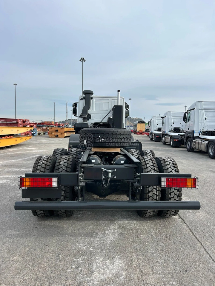 ASTRA HD9 8x4 CHASSIS - Barcelona Stock - משאית עם שלדת תא: תמונה 2 ASTRA HD9 8x4 CHASSIS - Barcelona Stock - משאית עם שלדת תא: תמונה 2