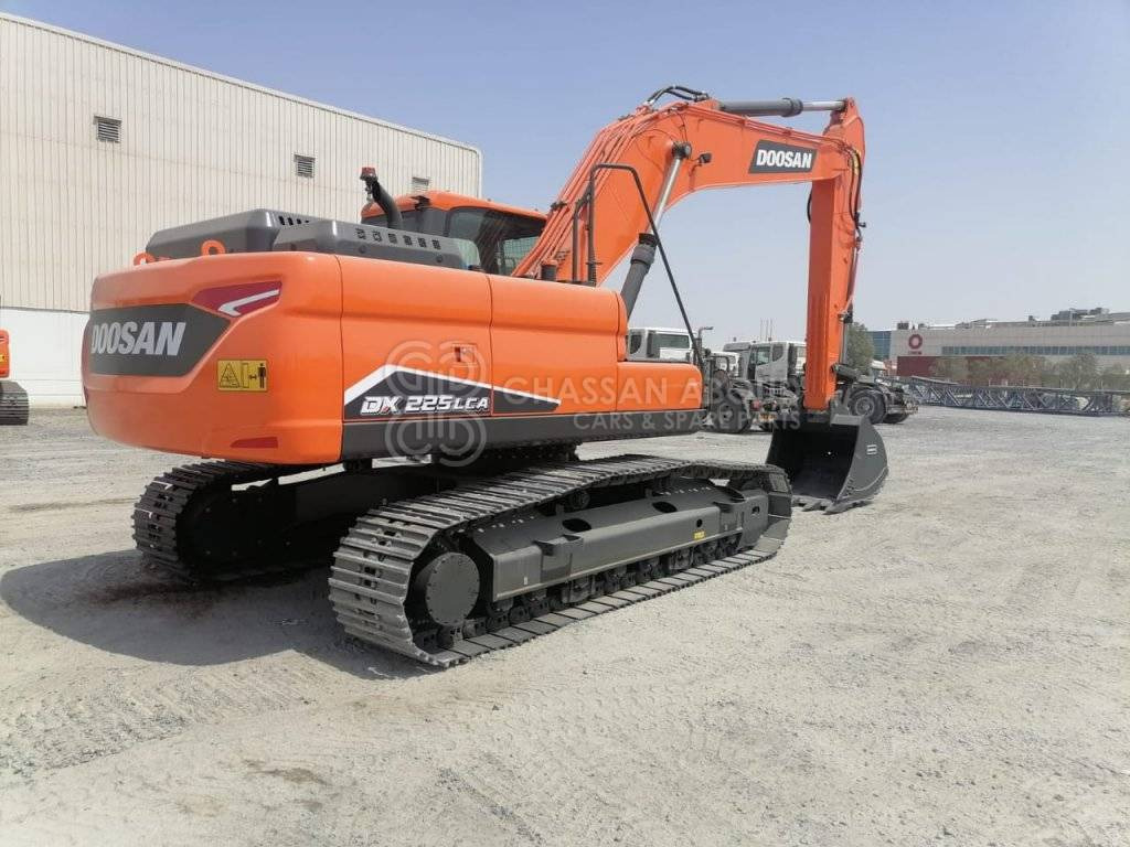 DOOSAN DX225 LCA – CHAIN EXCAVATOR OPERATING WEIGHT 22 TON APPROX. WITH BUCKET 1.08 Cu.M BUCKET ( HEAVY DUTY) MY2022 - מחפר סורק: תמונה 5 DOOSAN DX225 LCA – CHAIN EXCAVATOR OPERATING WEIGHT 22 TON APPROX. WITH BUCKET 1.08 Cu.M BUCKET ( HEAVY DUTY) MY2022 - מחפר סורק: תמונה 5