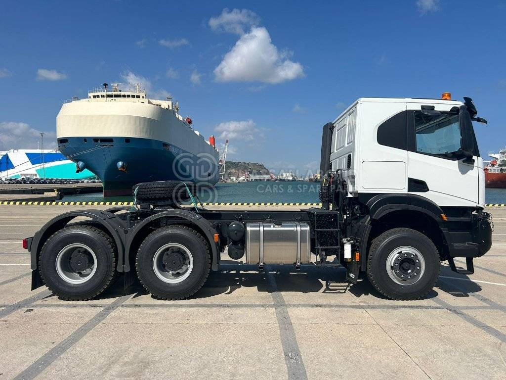 IVECO T-WAY Tractor 6×4 AT720T47TH GVW 26-38 Ton HP 470 R20Tyre MY24 - יחידת טרקטור: תמונה 2 IVECO T-WAY Tractor 6×4 AT720T47TH GVW 26-38 Ton HP 470 R20Tyre MY24 - יחידת טרקטור: תמונה 2