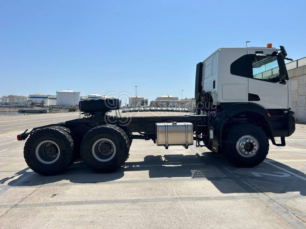 IVECO T-WAY Tractor 6×6 AT720T47WTH GVW 33 Ton HP 470 R20Tyre MY25 - יחידת טרקטור: תמונה 3 IVECO T-WAY Tractor 6×6 AT720T47WTH GVW 33 Ton HP 470 R20Tyre MY25 - יחידת טרקטור: תמונה 3