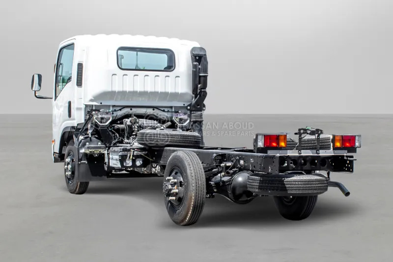 Isuzu NQR 75 4x2 Chassis - משאית עם שלדת תא: תמונה 3 Isuzu NQR 75 4x2 Chassis - משאית עם שלדת תא: תמונה 3