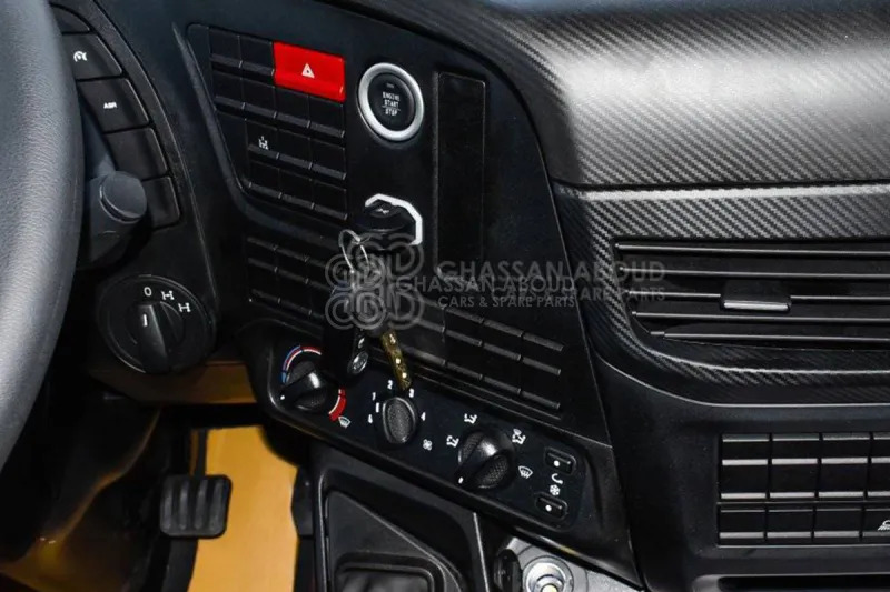 Iveco T-WAY AD380T47H 6x4 R24 Tyres Chassis - Barcelona Stock - משאית עם שלדת תא: תמונה 5 Iveco T-WAY AD380T47H 6x4 R24 Tyres Chassis - Barcelona Stock - משאית עם שלדת תא: תמונה 5