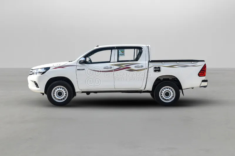 Toyota Hilux 4X4 Double Cabin - טנדר, כלי רכב מסחרי קומבי: תמונה 5 Toyota Hilux 4X4 Double Cabin - טנדר, כלי רכב מסחרי קומבי: תמונה 5