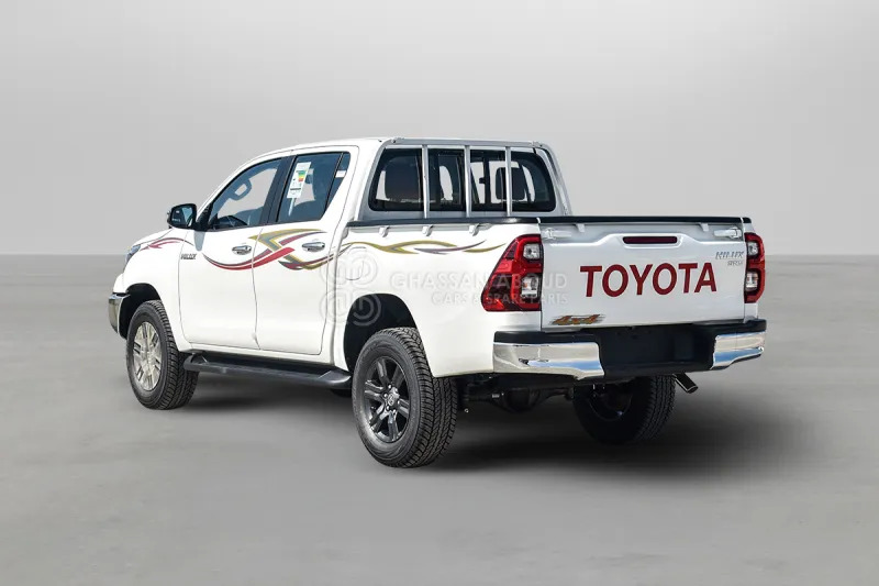 Toyota Hilux 4X4 Double Cabin - טנדר, כלי רכב מסחרי קומבי: תמונה 4 Toyota Hilux 4X4 Double Cabin - טנדר, כלי רכב מסחרי קומבי: תמונה 4