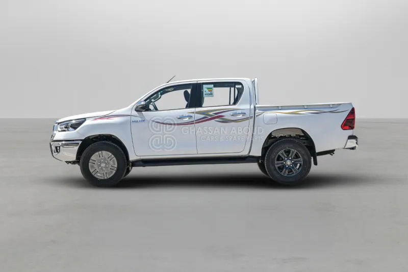 Toyota Hilux 4X4 Double Cabin - טנדר, כלי רכב מסחרי קומבי: תמונה 3 Toyota Hilux 4X4 Double Cabin - טנדר, כלי רכב מסחרי קומבי: תמונה 3
