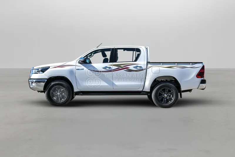 Toyota Hilux 4X4 Double Cabin - טנדר, כלי רכב מסחרי קומבי: תמונה 3 Toyota Hilux 4X4 Double Cabin - טנדר, כלי רכב מסחרי קומבי: תמונה 3