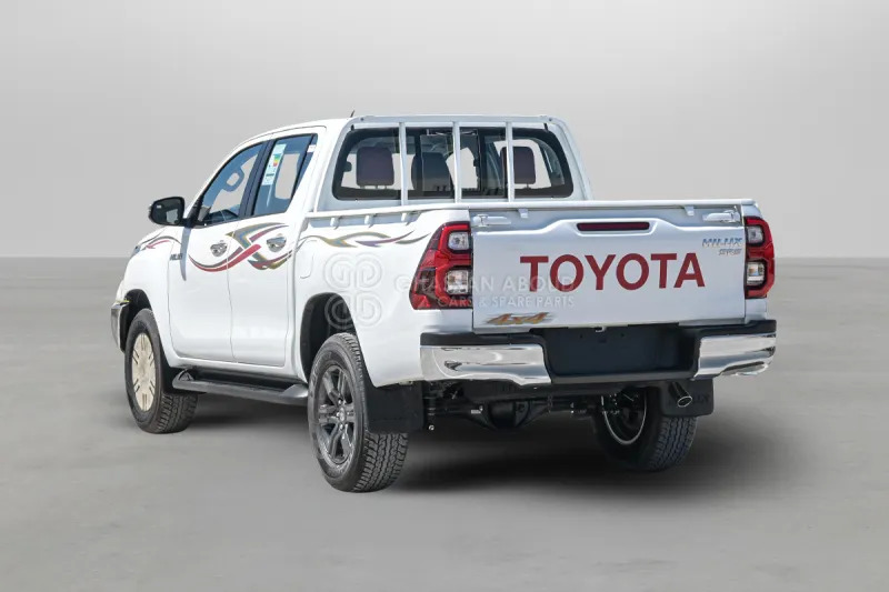 Toyota Hilux 4X4 Double Cabin - טנדר, כלי רכב מסחרי קומבי: תמונה 5 Toyota Hilux 4X4 Double Cabin - טנדר, כלי רכב מסחרי קומבי: תמונה 5