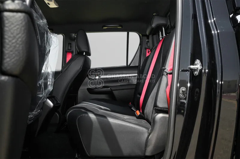 Toyota Hilux 4X4 Double Cabin - טנדר, כלי רכב מסחרי קומבי: תמונה 5 Toyota Hilux 4X4 Double Cabin - טנדר, כלי רכב מסחרי קומבי: תמונה 5