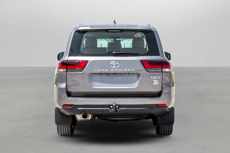 Toyota Land Cruiser 300 - SUV: תמונה 4 Toyota Land Cruiser 300 - SUV: תמונה 4