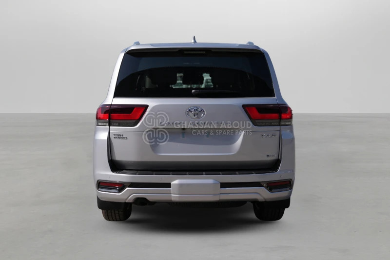 Toyota Land Cruiser 4x4 Full time - SUV: תמונה 2 Toyota Land Cruiser 4x4 Full time - SUV: תמונה 2