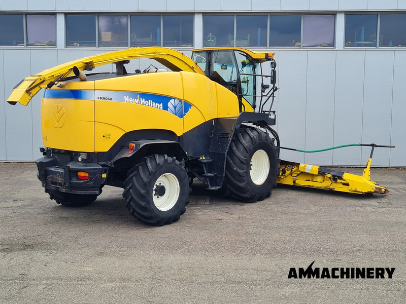 New Holland FR9060 including Kemper 375 Plus - מקצרת מספוא: תמונה 4 New Holland FR9060 including Kemper 375 Plus - מקצרת מספוא: תמונה 4
