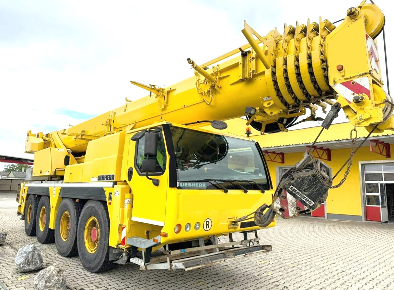 LIEBHERR LTM 1070-4.2 - עגורן: תמונה 1 LIEBHERR LTM 1070-4.2 - עגורן: תמונה 1