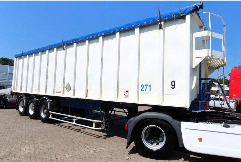 Benalu 55m3 , 5840 kg grain transport - סמיטריילר עם מזהיר: תמונה 2 Benalu 55m3 , 5840 kg grain transport - סמיטריילר עם מזהיר: תמונה 2